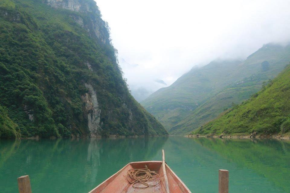 Ha Giang Riverside Hostel & Tour Exterior photo